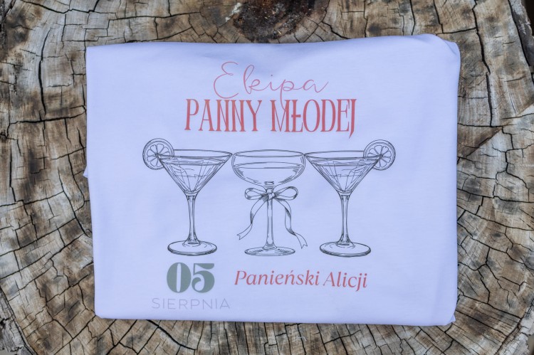 ekipa panny młodej kieliszki.jpg
