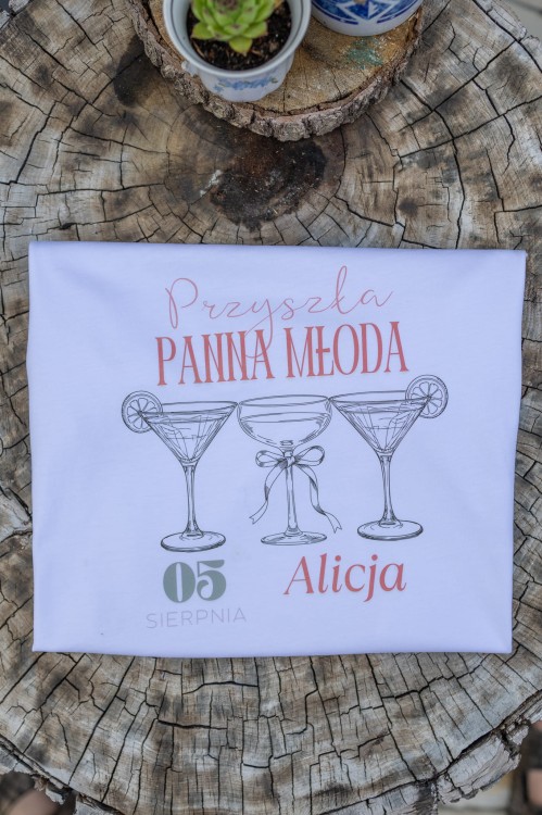 przyszła panna młoda kieliszki.jpg