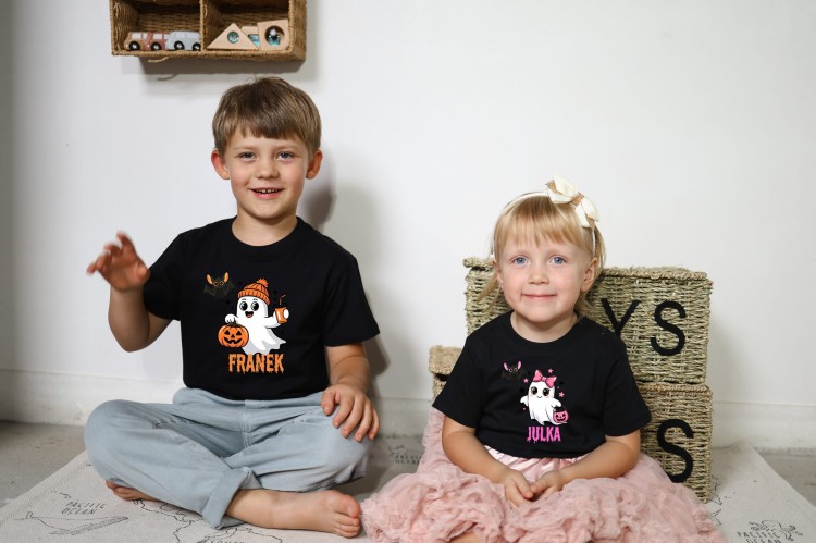 **MW142 Koszulka dziecięca Halloween - duch z imieniem.jpg