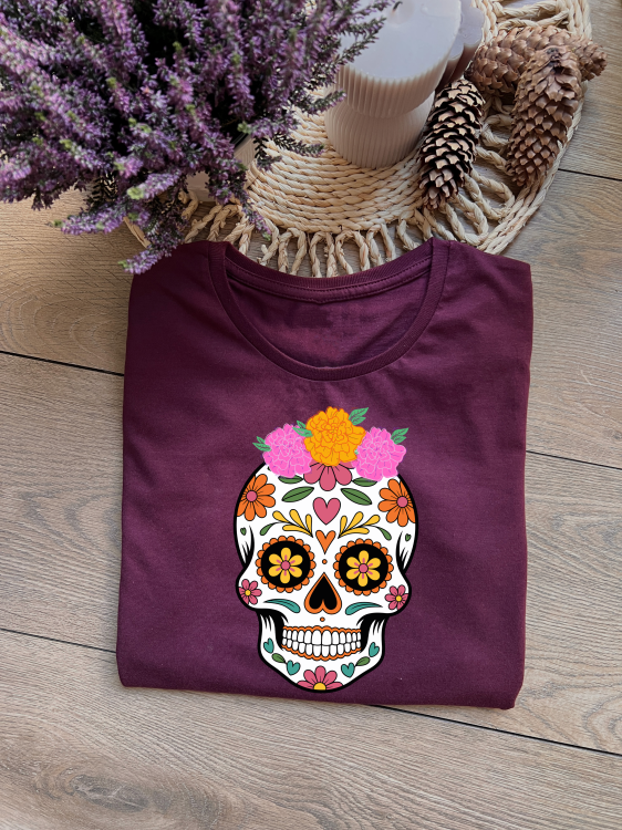 MW165 Koszulka damska burgundowa - czaszka halloween.png